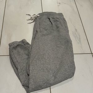 Unisex Herschel size medium heathered gray